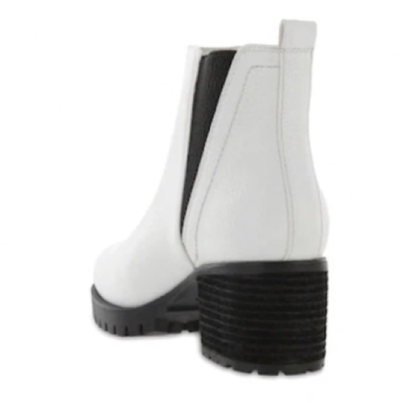 Mia Jody Chelsea Boot - Size 7.5 - Picture 4 of 16